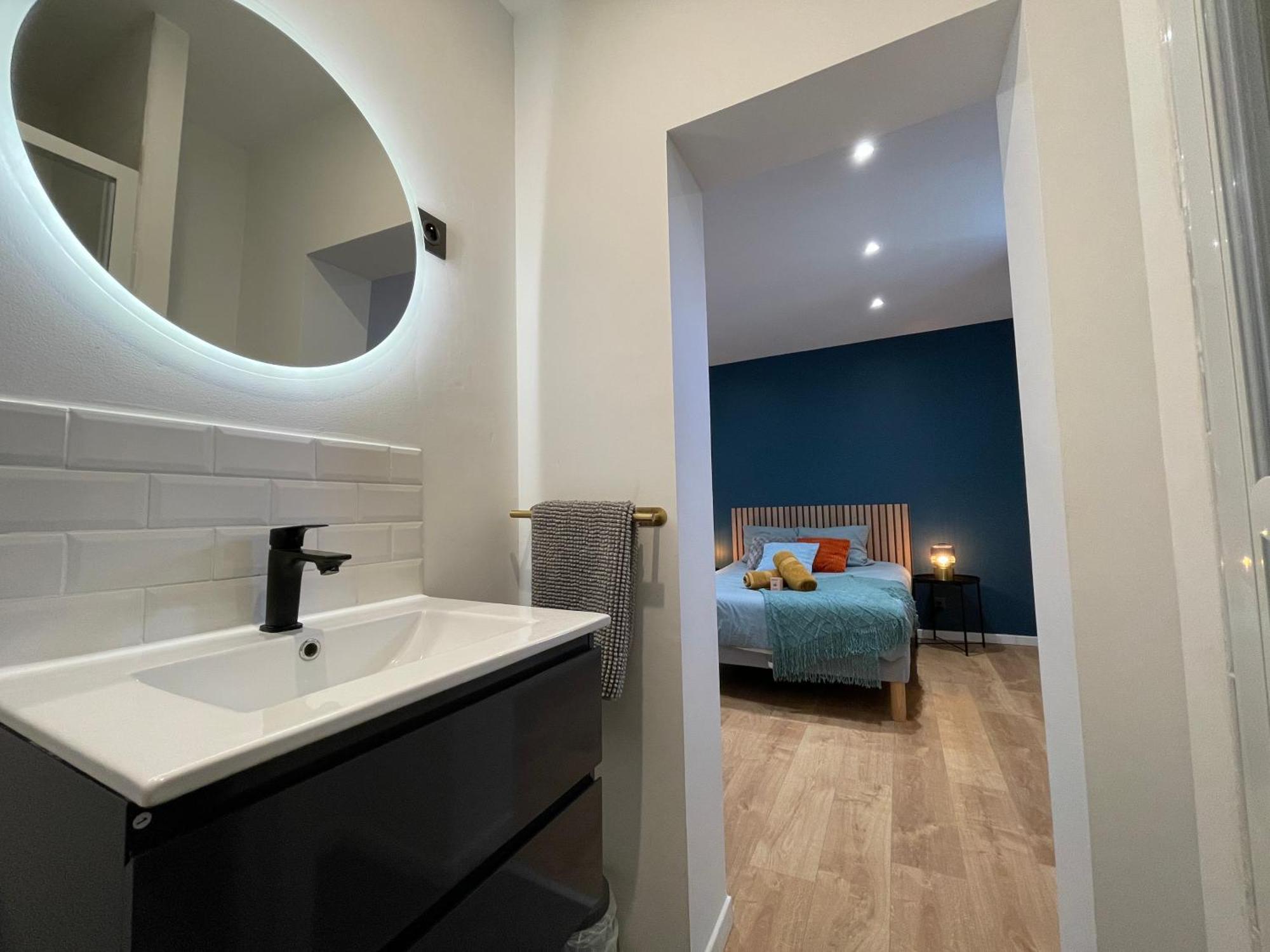 Les 3 Suites - 6 Personnes - 3 Chambres Avec Sdb Privatives Lens Eksteriør billede