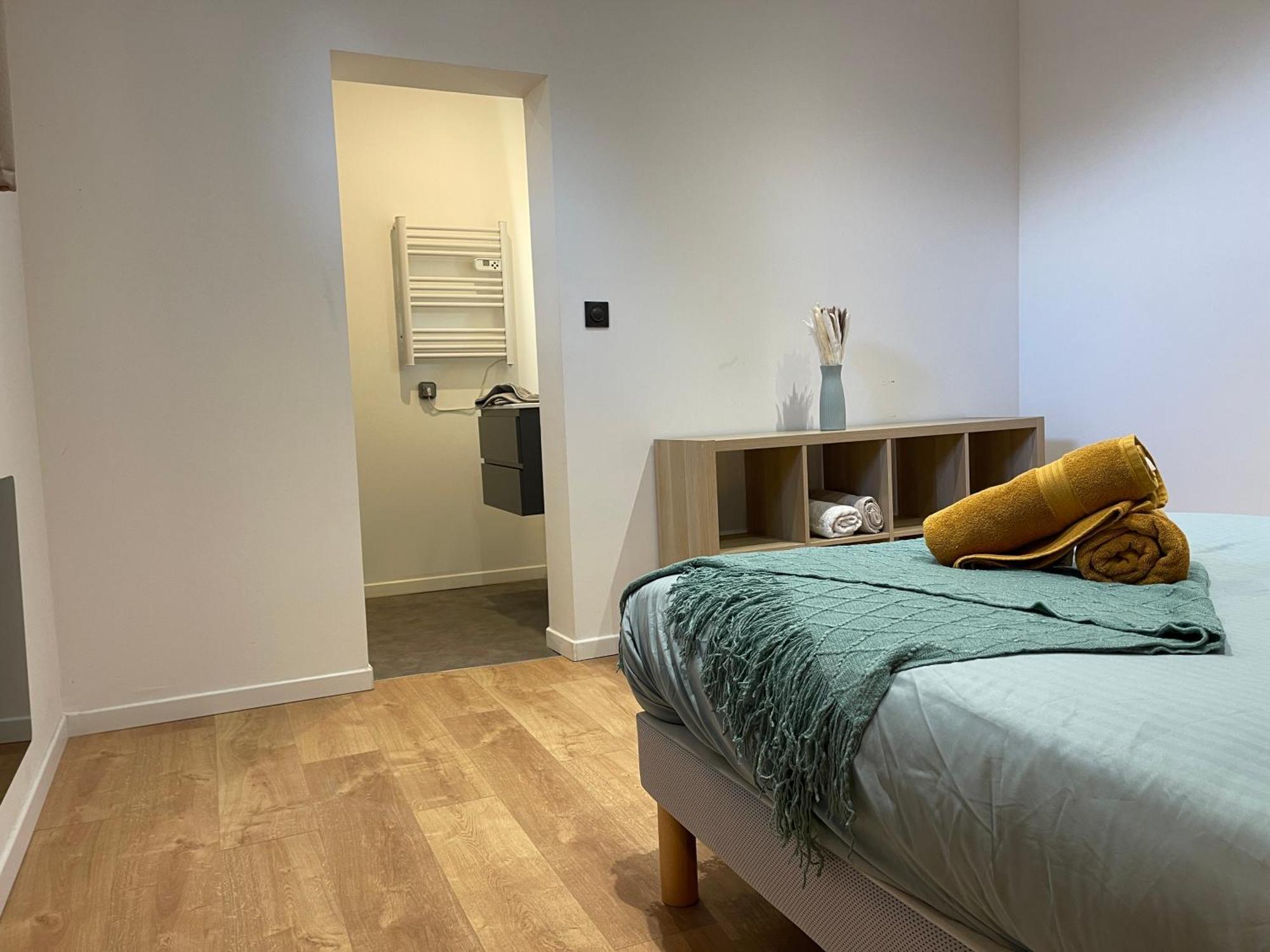 Les 3 Suites - 6 Personnes - 3 Chambres Avec Sdb Privatives Lens Eksteriør billede